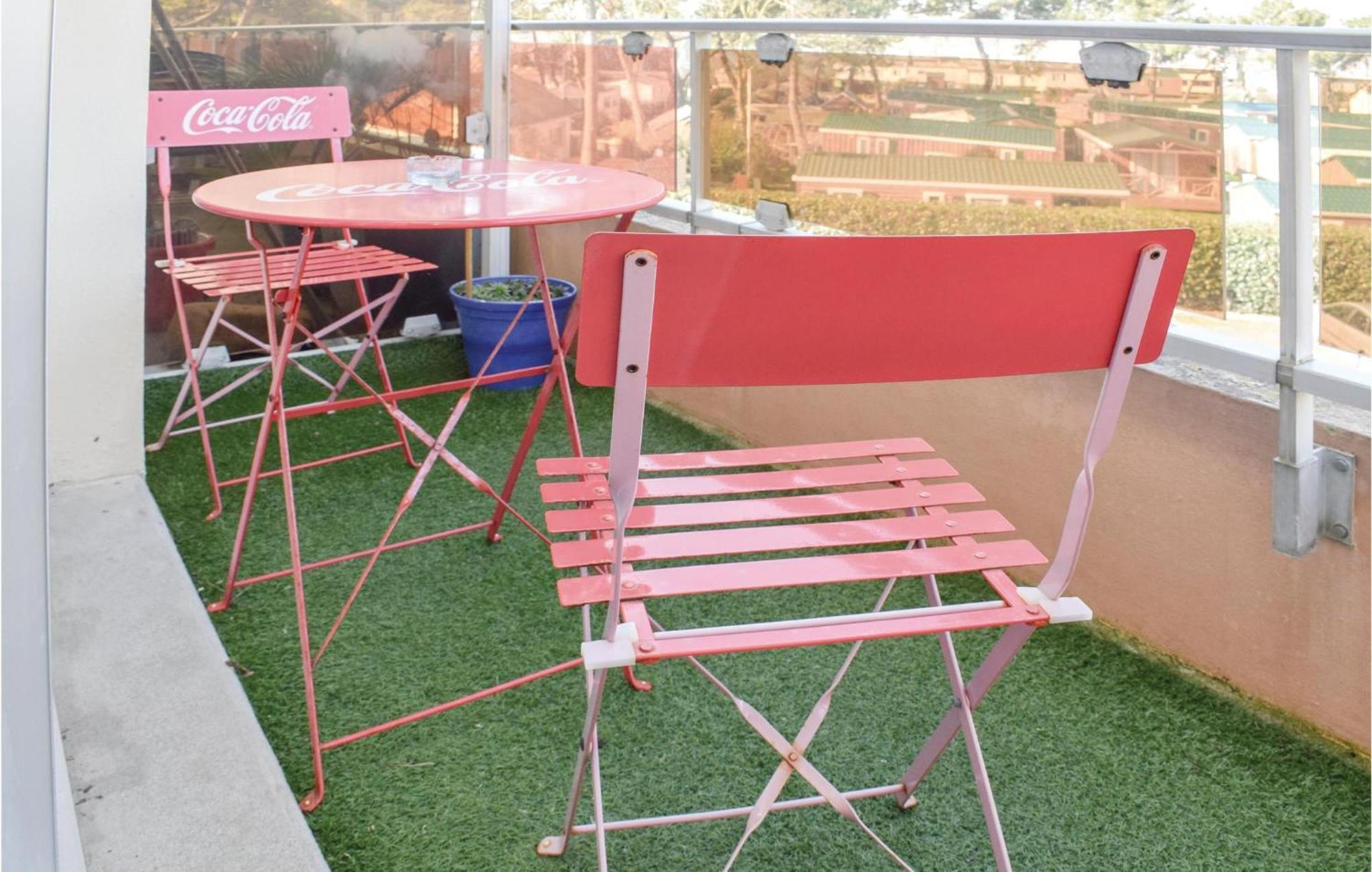1 Bedroom Nice Apartment In Grandcamp Maisy מראה חיצוני תמונה
